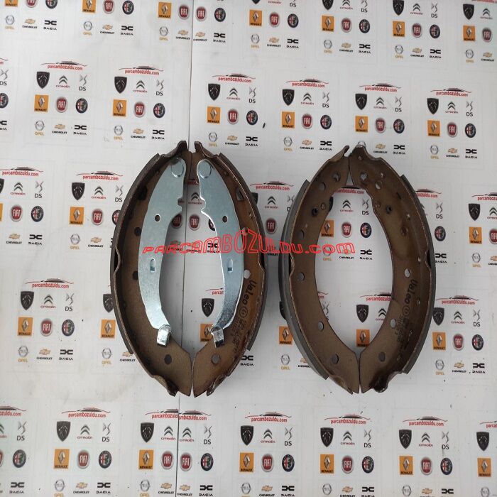Arka Fren Balatası 106-206 1.4 Hdi-306 Hdi - 4241.J1